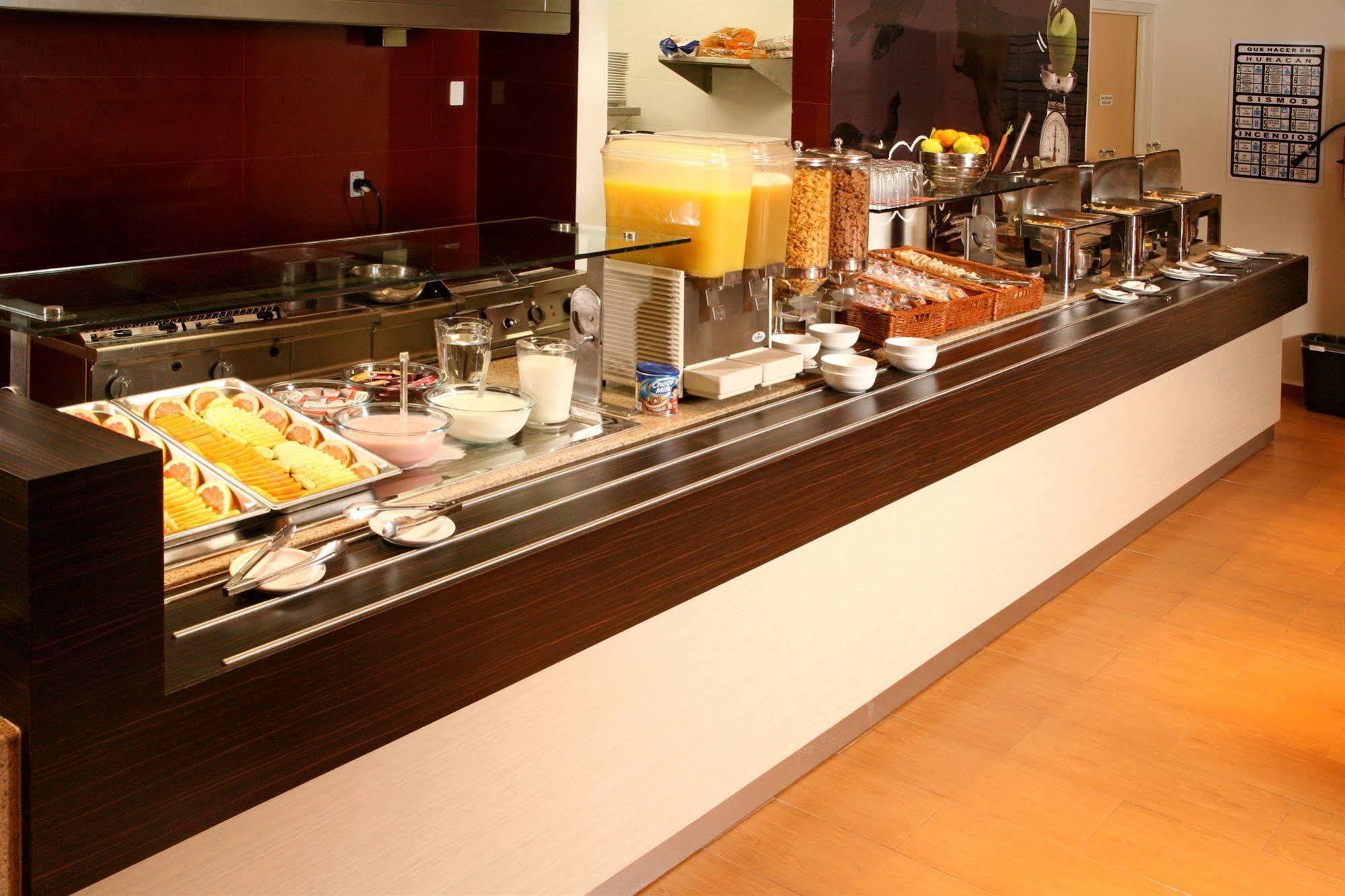 Ibis Cancun Centro Ngoại thất bức ảnh